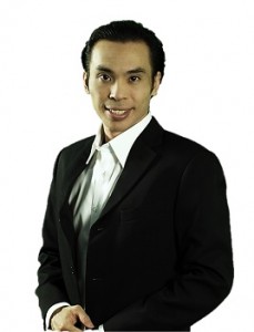Douglas pic jpeg diff skin tone